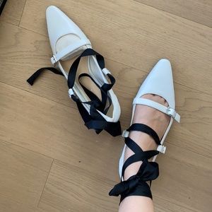 Charles Keith flat size 37